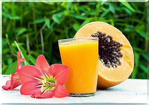 Papaya and juice