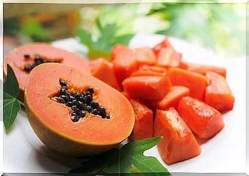 diced papaya