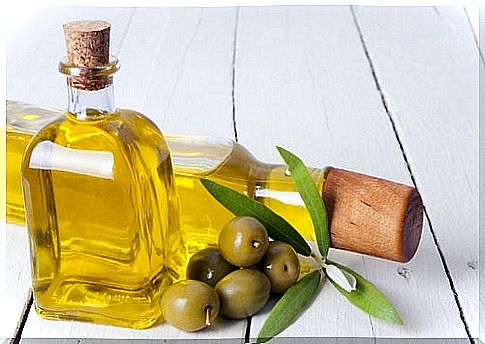 olive oil and green olives