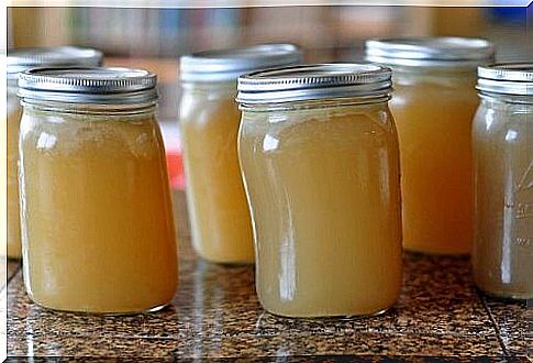 Jars with gelatin