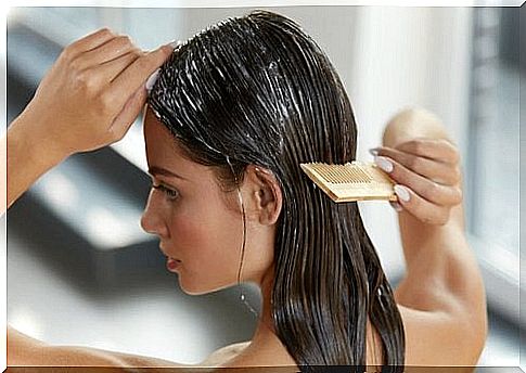 Baking soda conditioner for hair