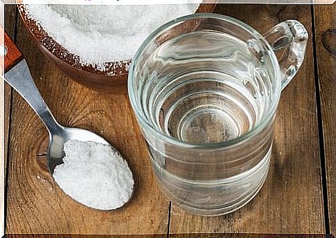 Baking soda conditioner for hair