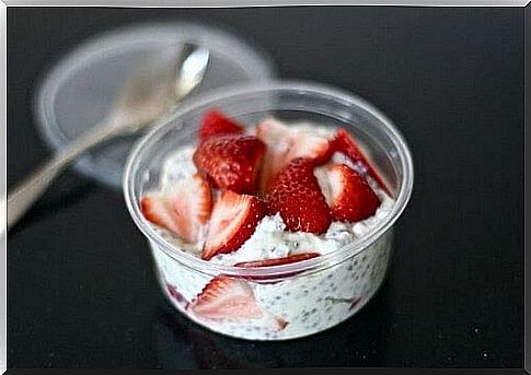 Chia seed yogurt