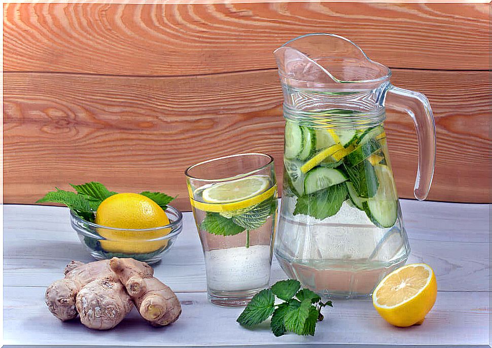 Detox water instead of sugary drinks