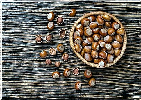 Bowl full of hazelnuts.