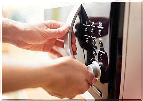 Microwave oven: some really amazing tricks