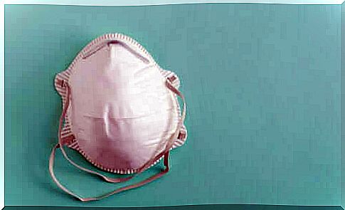 Protective filter mask