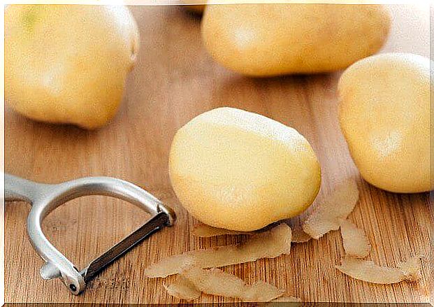 Peeled potatoes