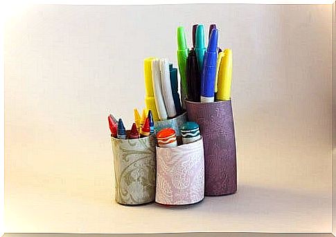 Cans as a pen holder