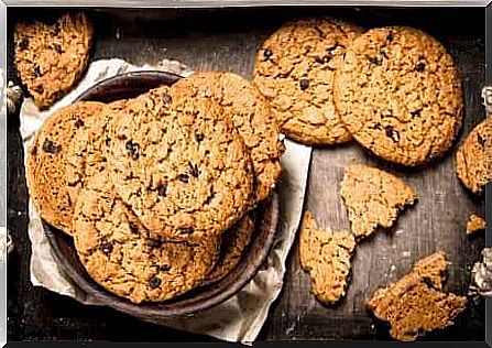 Oatmeal cookies.